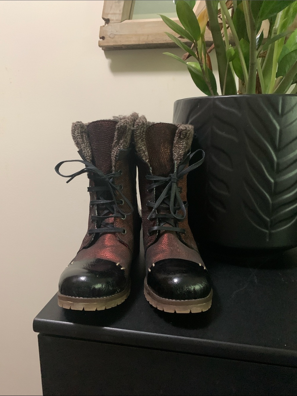 Women's Lace-Up Winter Ankle Boots in Burgundy with Black Patent Toe